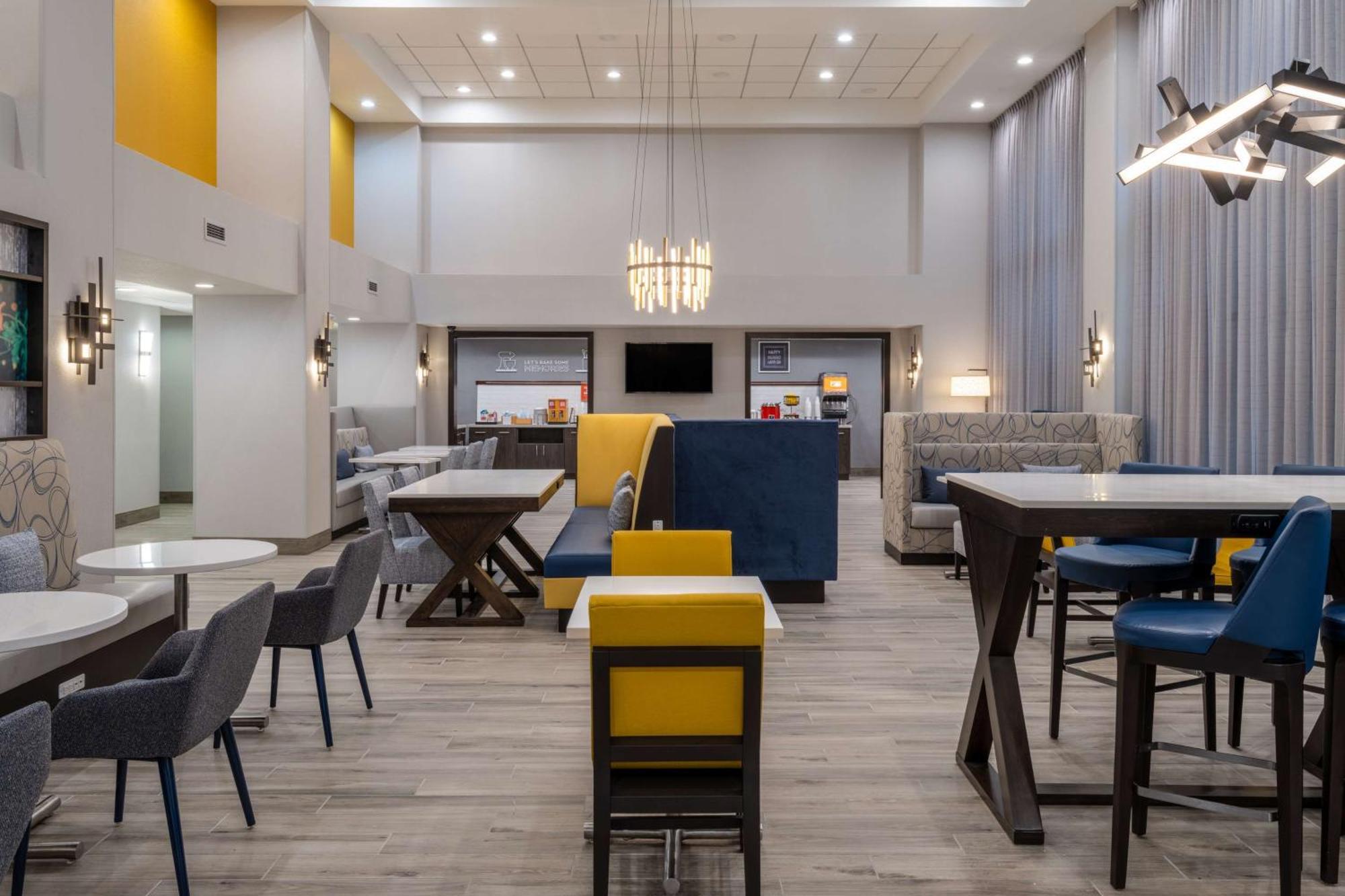 Hampton Inn & Suites Agoura Hills Eksteriør billede